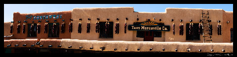 Taos-Panorama_small25.jpg (25373 bytes)